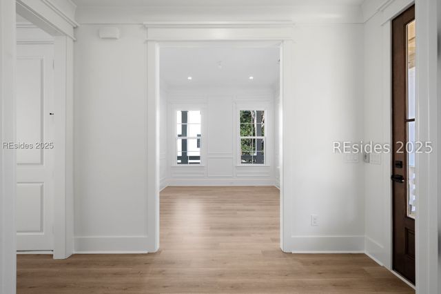 111 Willow Point Rd, Beaufort, SC 29906