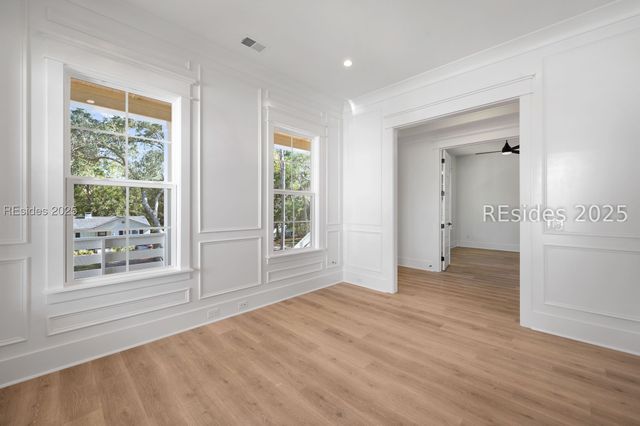 111 Willow Point Rd, Beaufort, SC 29906