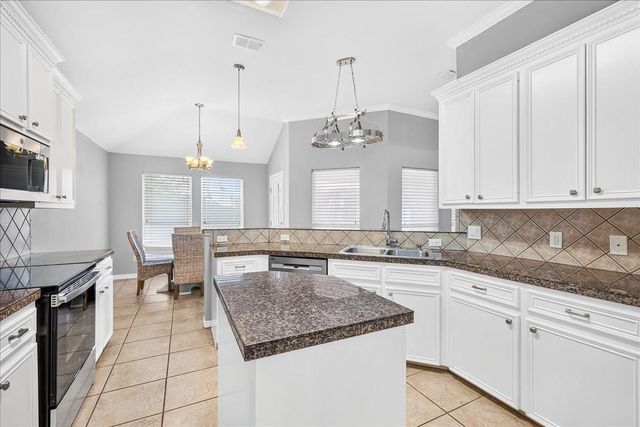 15217 Main Royal Drive, Corpus Christi, TX 78418