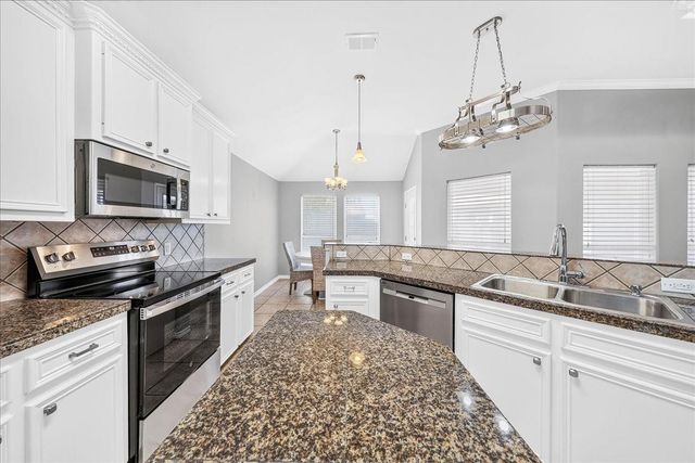 15217 Main Royal Drive, Corpus Christi, TX 78418