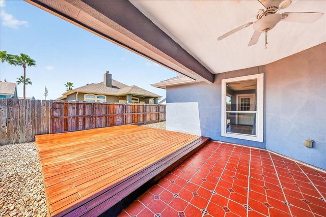 15217 Main Royal Drive, Corpus Christi, TX 78418