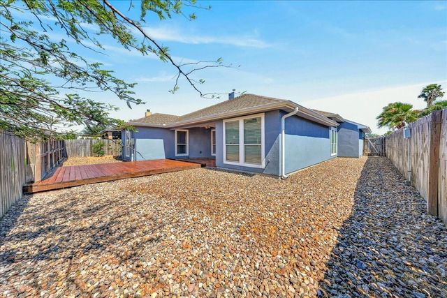 15217 Main Royal Drive, Corpus Christi, TX 78418