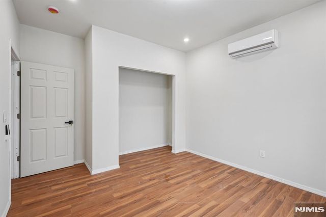109 Monmouth Avenue, Wayne, NJ 07470