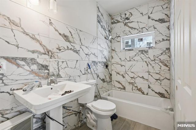 109 Monmouth Avenue, Wayne, NJ 07470
