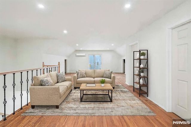 109 Monmouth Avenue, Wayne, NJ 07470