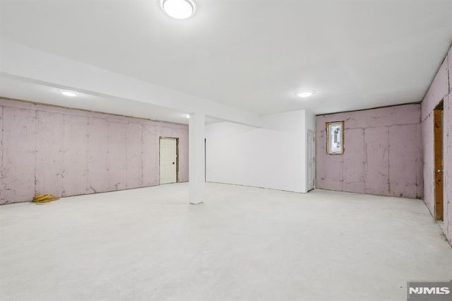 109 Monmouth Avenue, Wayne, NJ 07470