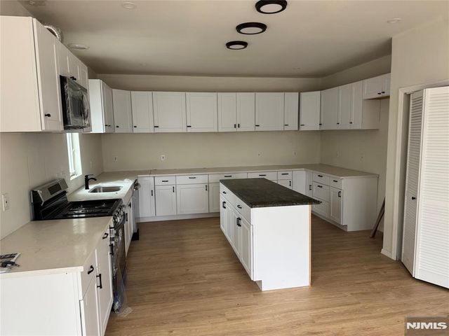 109 Monmouth Avenue, Wayne, NJ 07470
