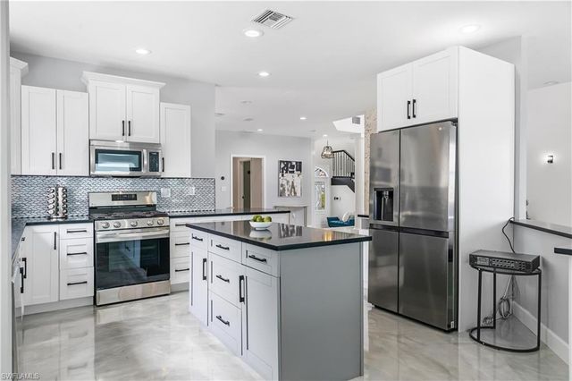 14988 Bonaire CIR, Fort Myers, FL 33908