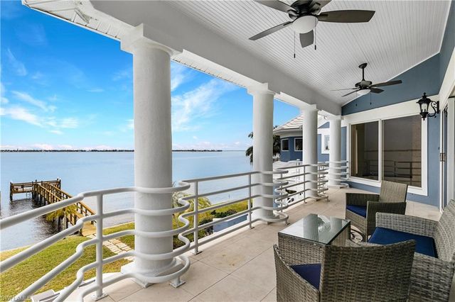 14988 Bonaire CIR, Fort Myers, FL 33908