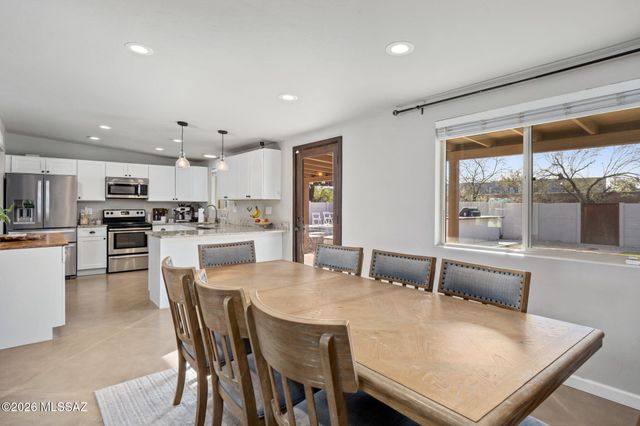 4723 N Maddux Avenue, Tucson, AZ 85704