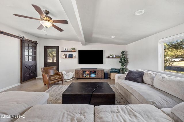 4723 N Maddux Avenue, Tucson, AZ 85704