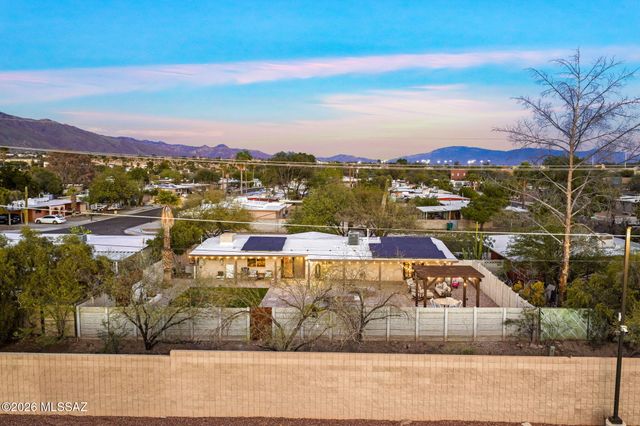 4723 N Maddux Avenue, Tucson, AZ 85704
