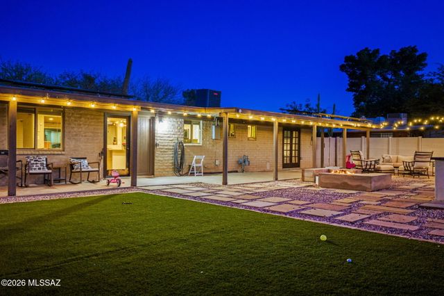 4723 N Maddux Avenue, Tucson, AZ 85704