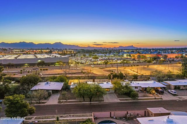 4723 N Maddux Avenue, Tucson, AZ 85704