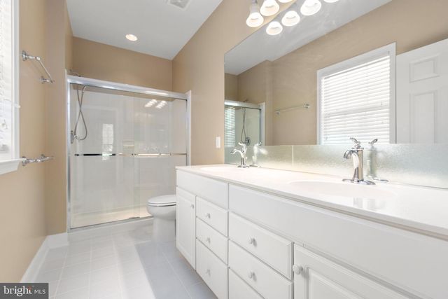 76 DENISON ST, Fredericksburg, VA 22406