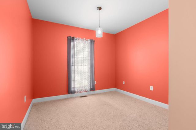 76 DENISON ST, Fredericksburg, VA 22406