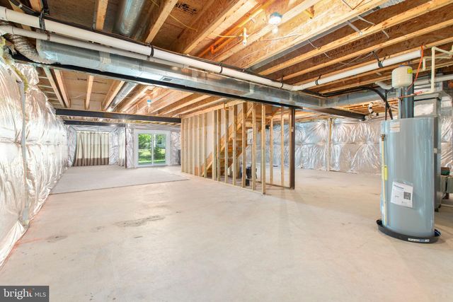 76 DENISON ST, Fredericksburg, VA 22406