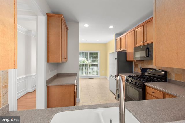 76 DENISON ST, Fredericksburg, VA 22406