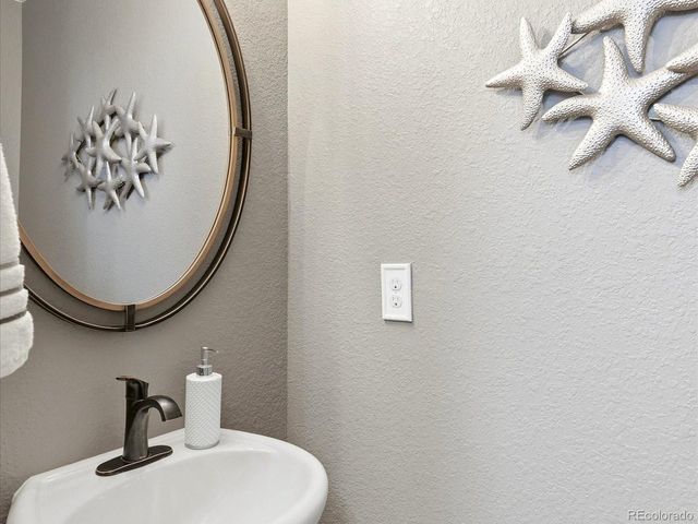 10546 Waco St, Commerce City, CO 80022