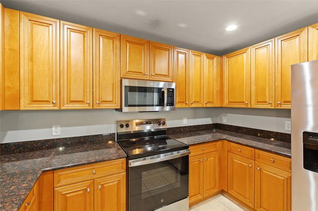 240 W END DRIVE 311, Punta Gorda, FL 33950