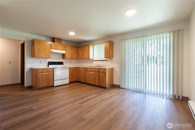 703 705 138th Street S, Tacoma, WA 98444