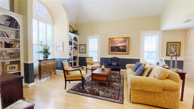 27 LAKE VISTA WAY, Ormond Beach, FL 32174