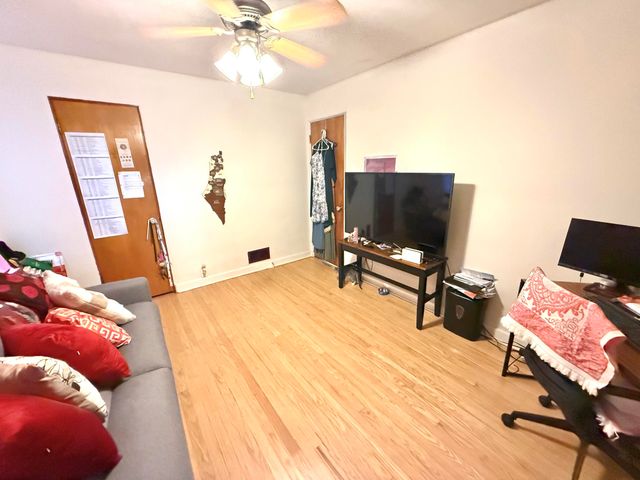 1704 Central Avenue, Whiting, IN 46394