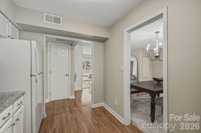 7034 Quail Hill Road, Charlotte, NC 28210