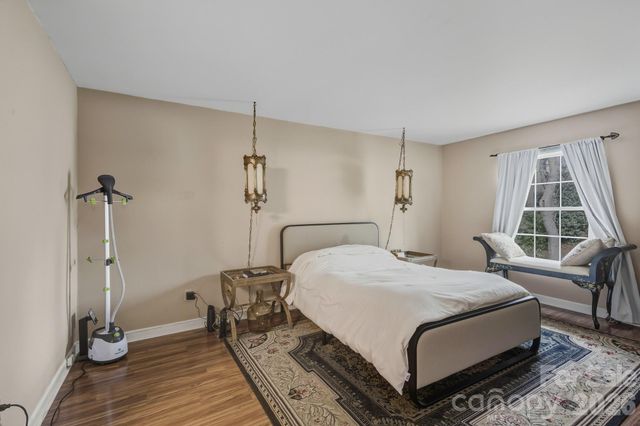 7034 Quail Hill Road, Charlotte, NC 28210