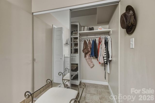 7034 Quail Hill Road, Charlotte, NC 28210