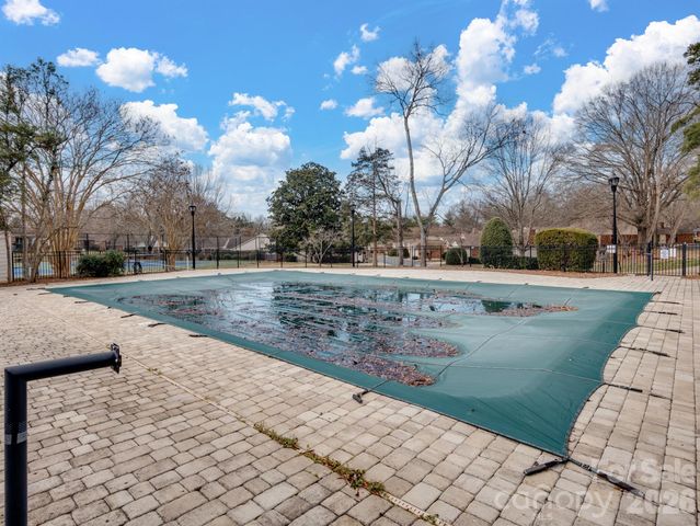 7034 Quail Hill Road, Charlotte, NC 28210