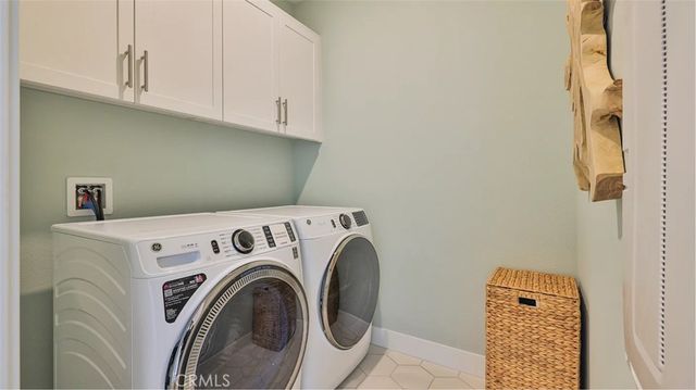 27325 Shore Pine Place, Valencia, CA 91381