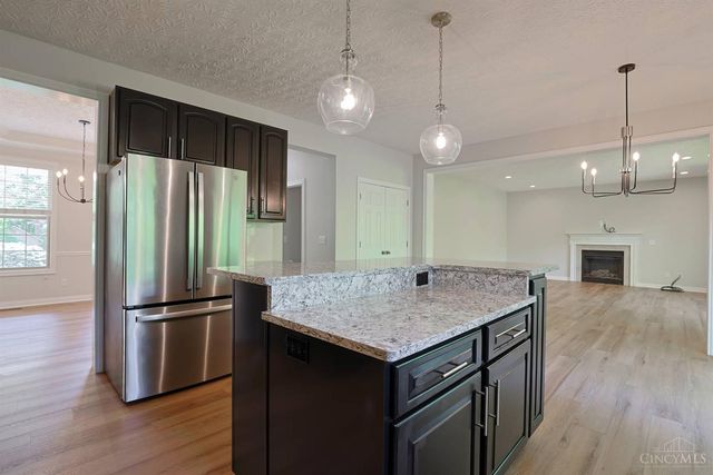 1919 Highcliff Court, Fairfield, OH 45014