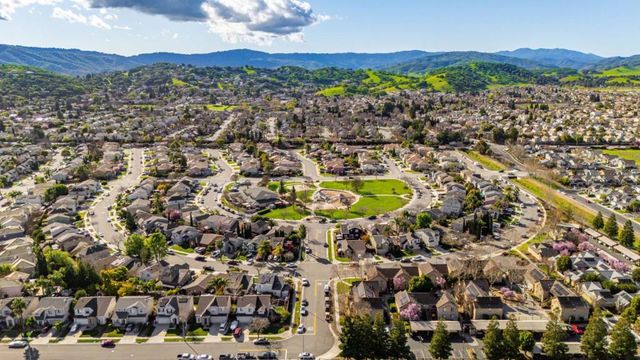 9190 Avezan Way, Gilroy, CA 95020