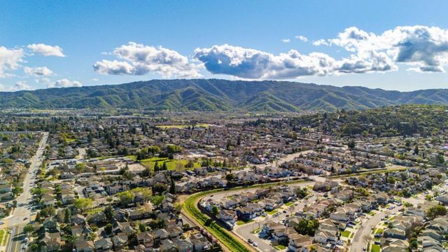 9190 Avezan Way, Gilroy, CA 95020