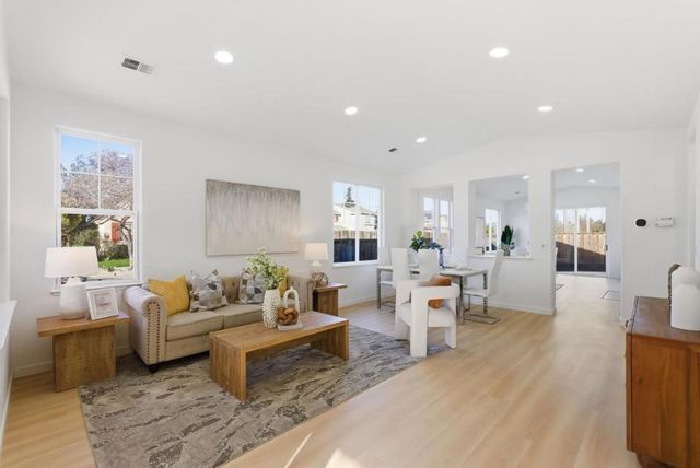 9190 Avezan Way, Gilroy, CA 95020