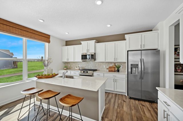 18619 Ivanhoe Street NW, Elk River, MN 55330
