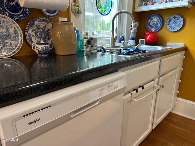 1045 Catawba Street, Kingsport, TN 37660