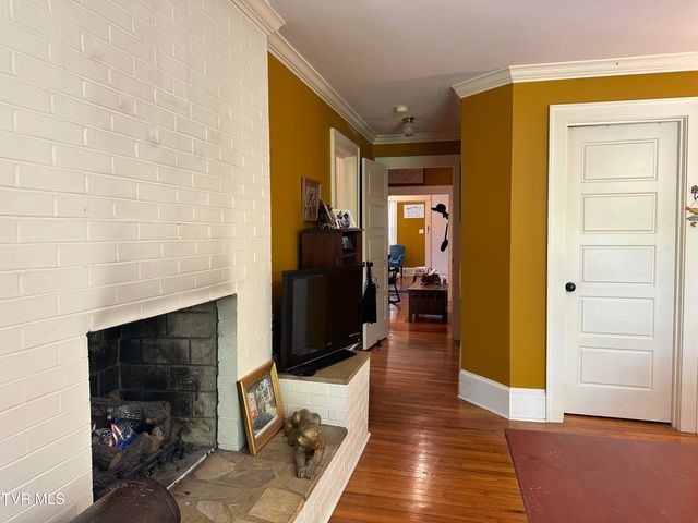 1045 Catawba Street, Kingsport, TN 37660