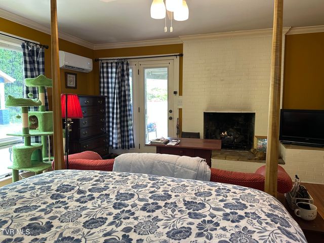 1045 Catawba Street, Kingsport, TN 37660