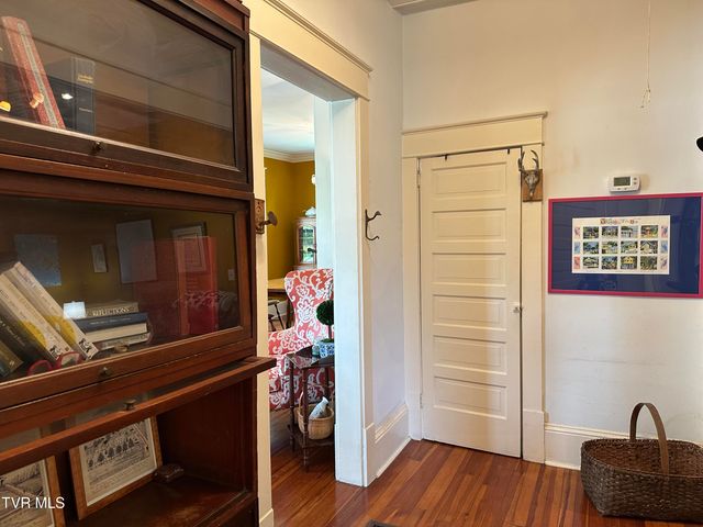 1045 Catawba Street, Kingsport, TN 37660
