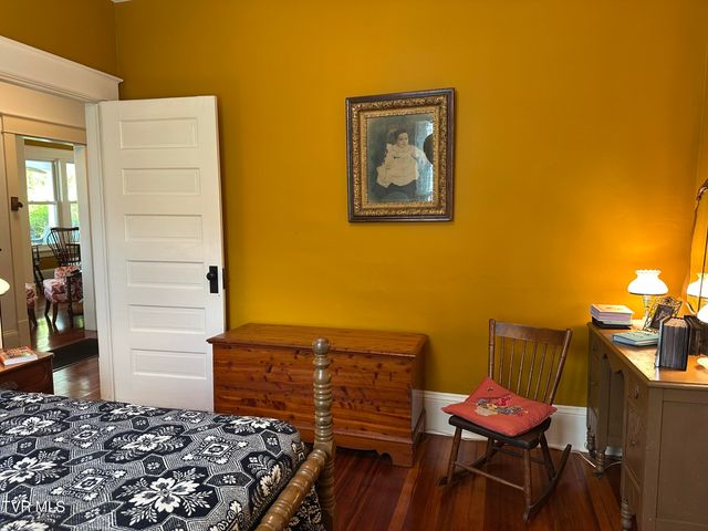 1045 Catawba Street, Kingsport, TN 37660