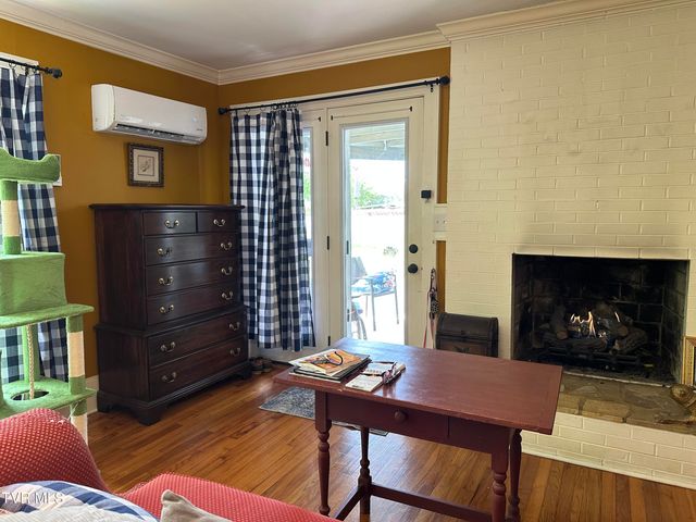 1045 Catawba Street, Kingsport, TN 37660