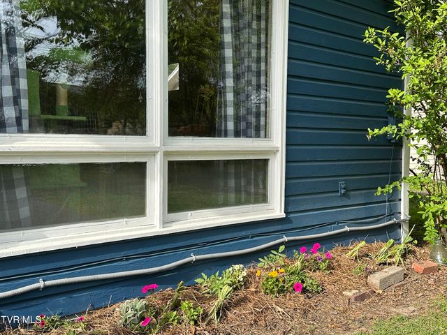 1045 Catawba Street, Kingsport, TN 37660