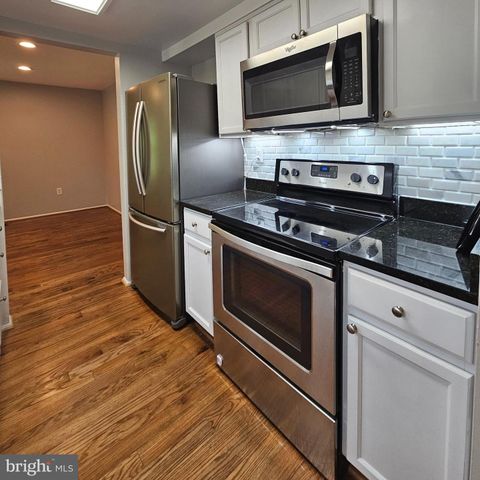 6430 SHANNON STATION CT, Springfield, VA 22152
