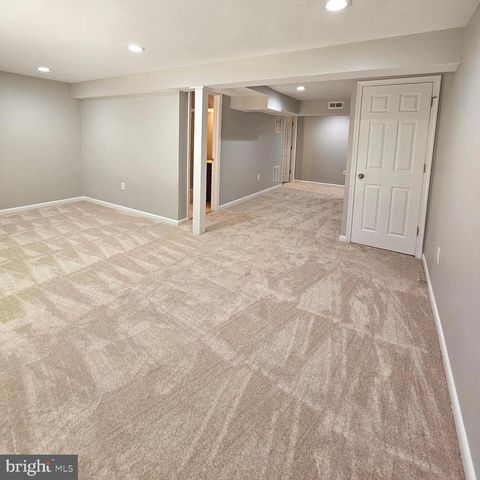 6430 SHANNON STATION CT, Springfield, VA 22152