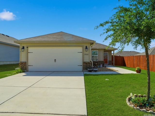 13122 Heathers Arrow, St Hedwig, TX 78152