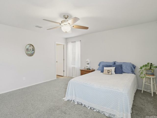 13122 Heathers Arrow, St Hedwig, TX 78152