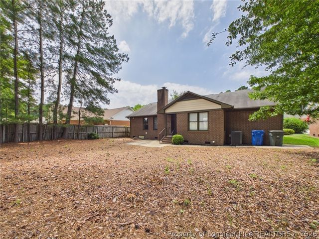 212 Fair Oaks Drive, Fayetteville, NC 28311