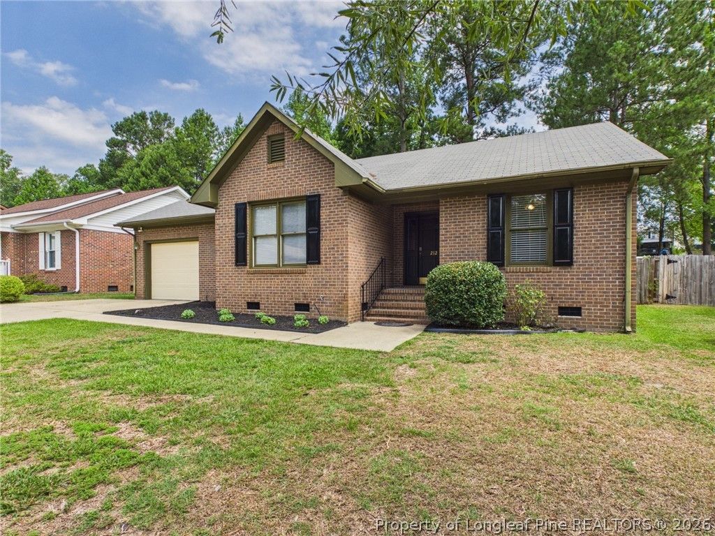 212 Fair Oaks Drive, Fayetteville, NC 28311 — photo 10